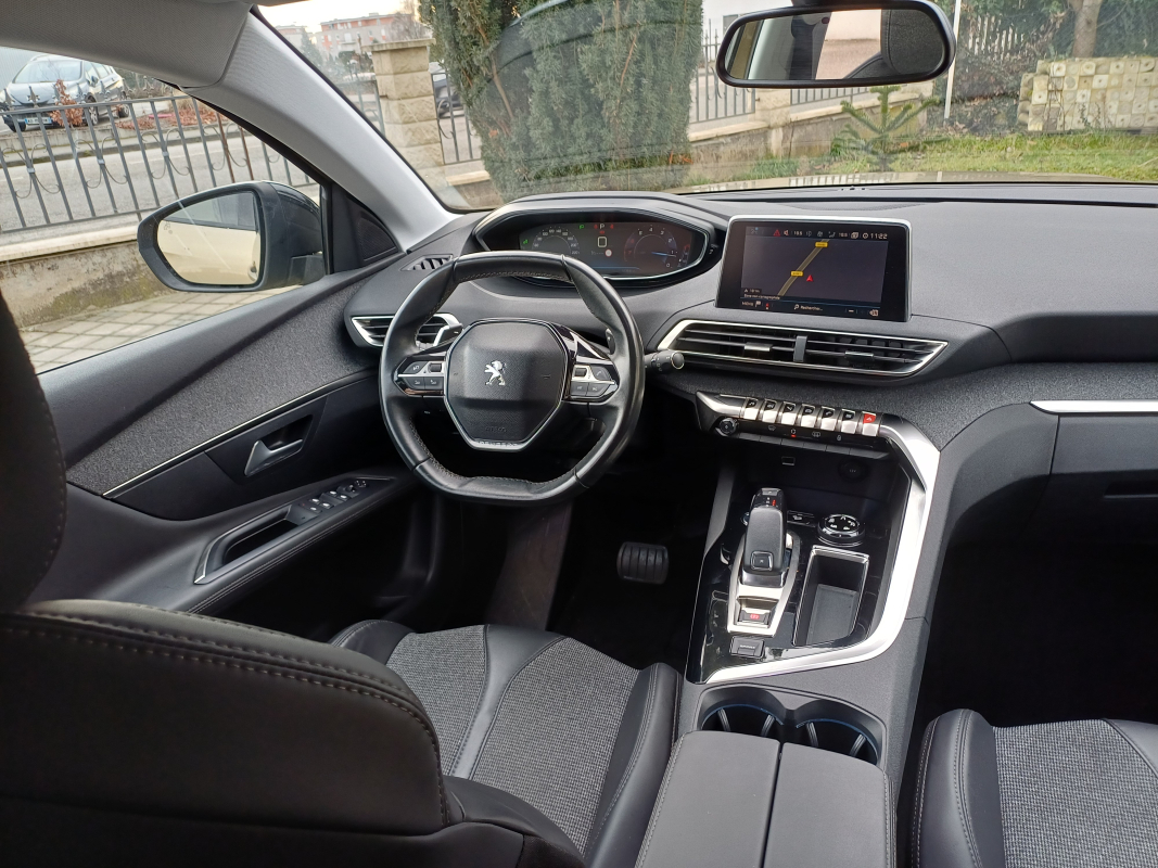 Peugeot 3008 — 16