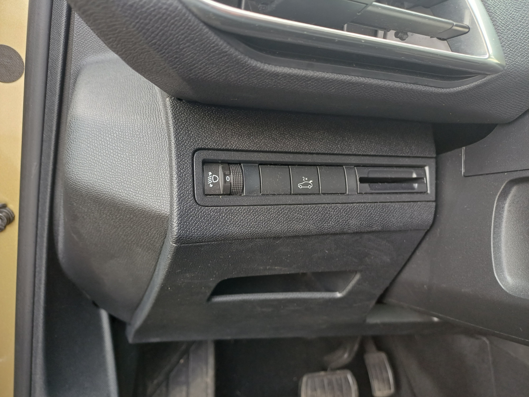 Peugeot 3008 — 15