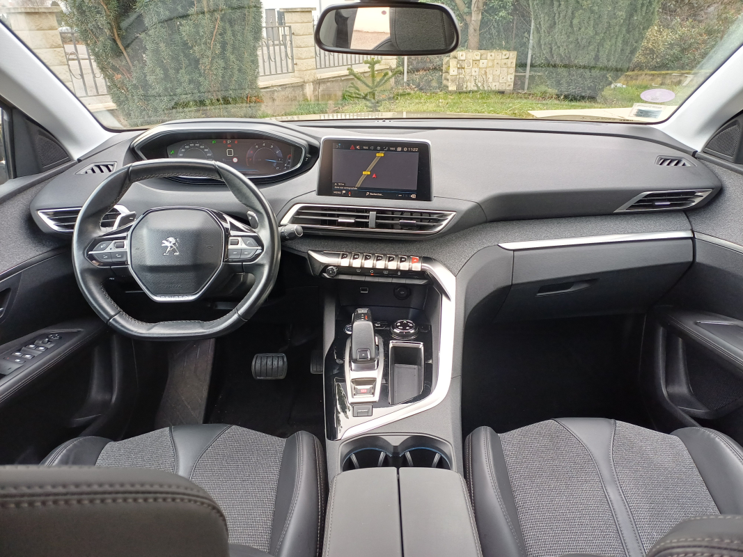 Peugeot 3008 — 9