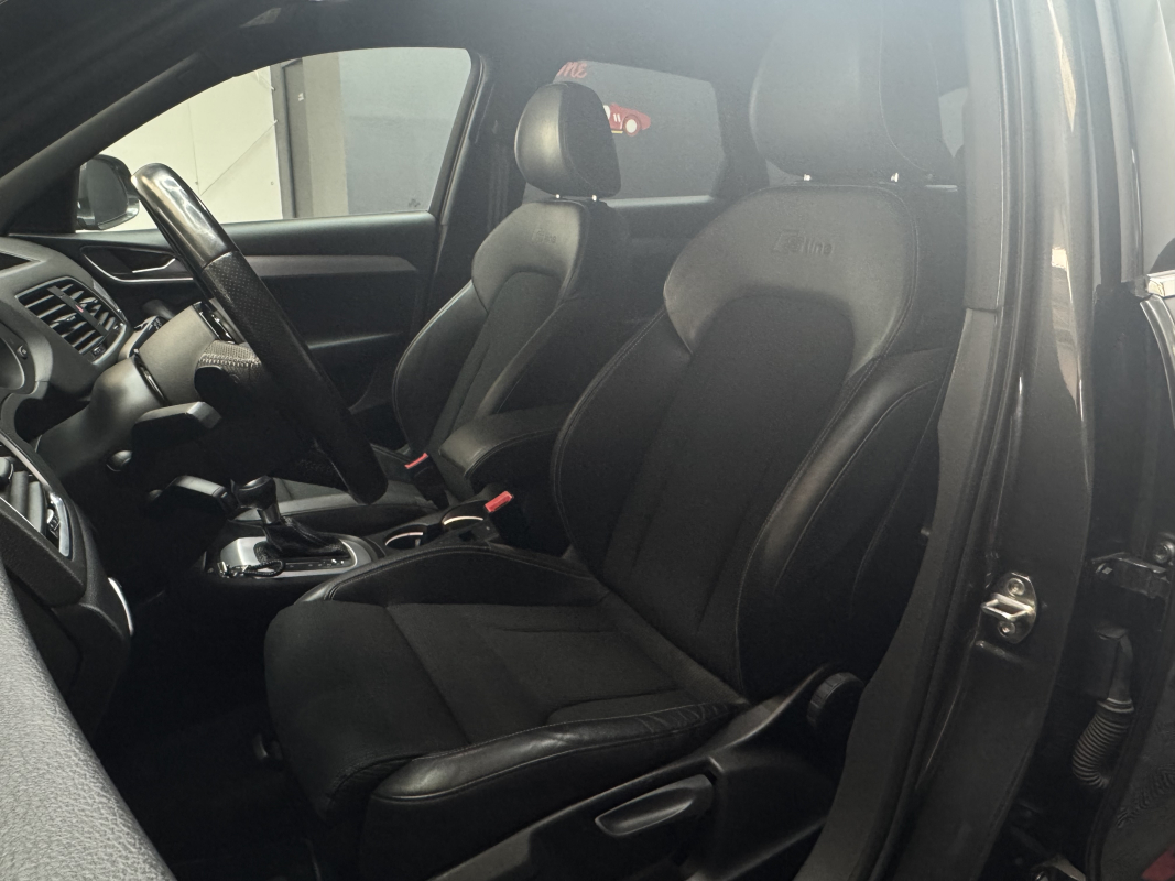 Audi Q3 — 11