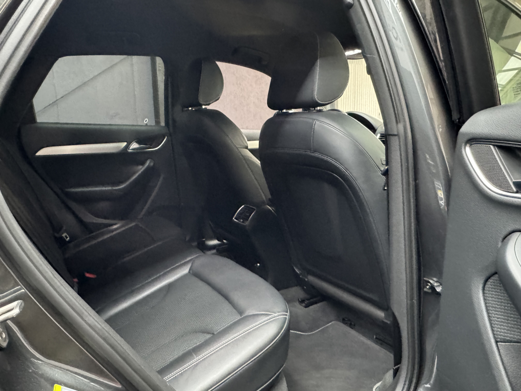 Audi Q3 — 14