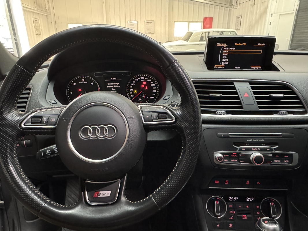 Audi Q3 — 16