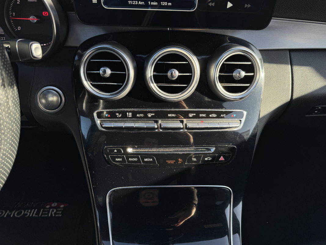 Mercedes Classe C — 19
