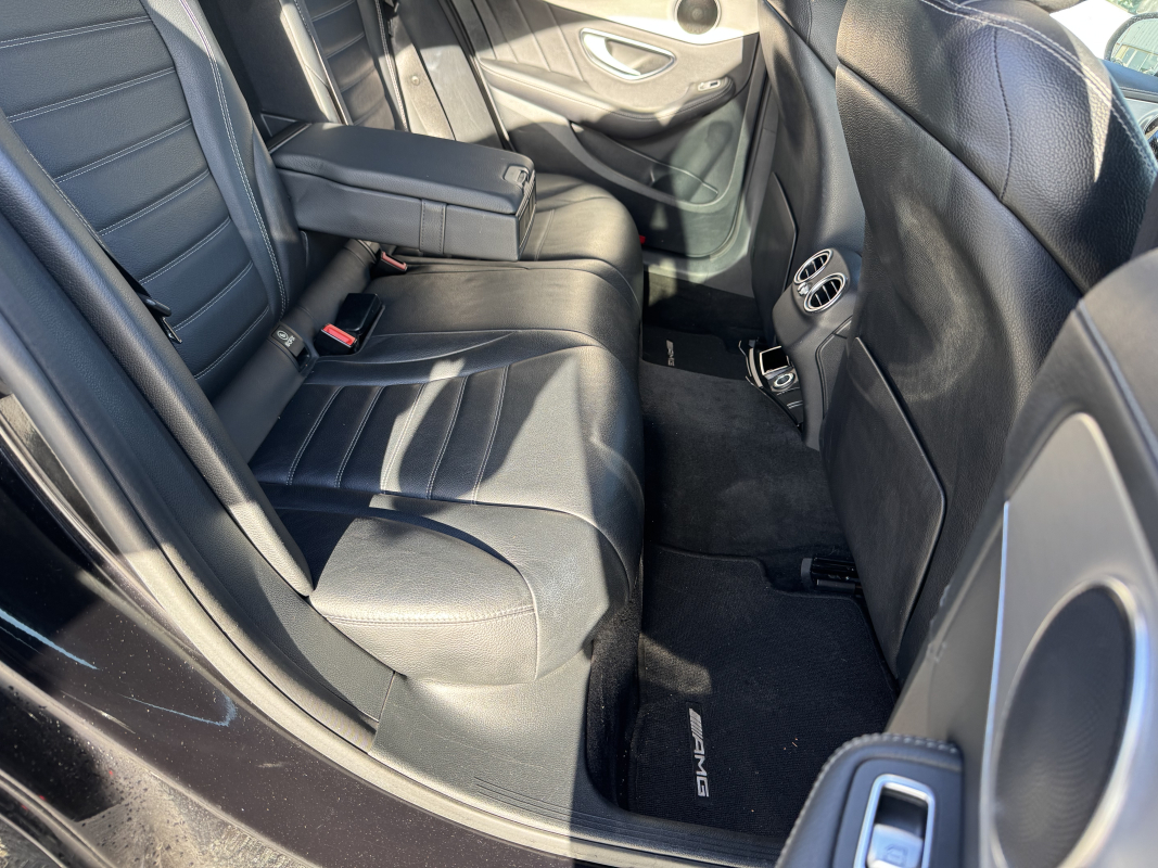 Mercedes Classe C — 27