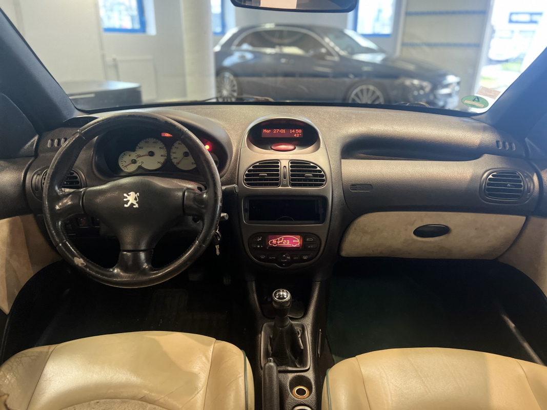 Peugeot 206 — 5