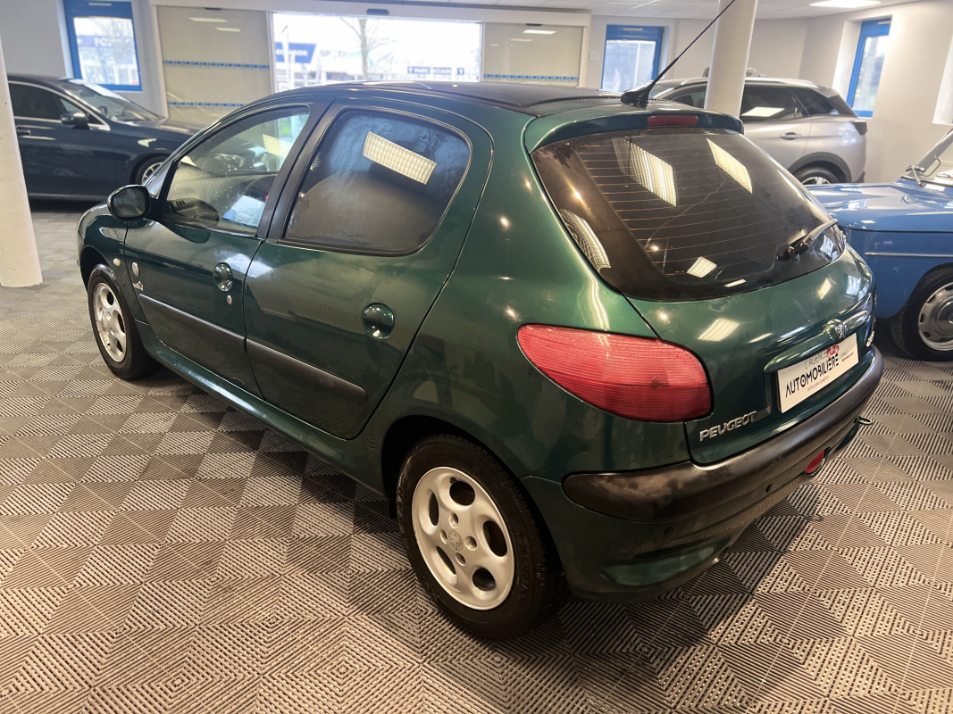Peugeot 206 — 2