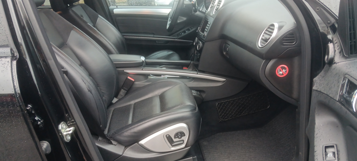 Mercedes ML — 10