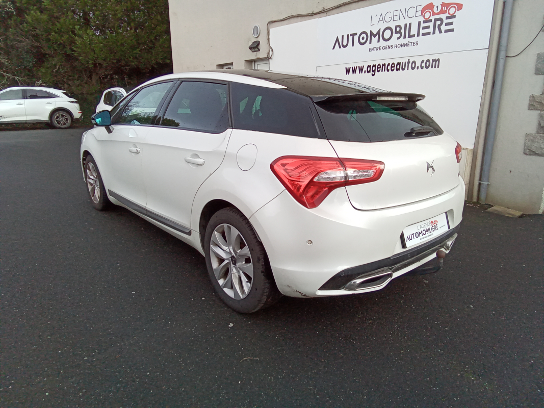 DS DS 5 — 4