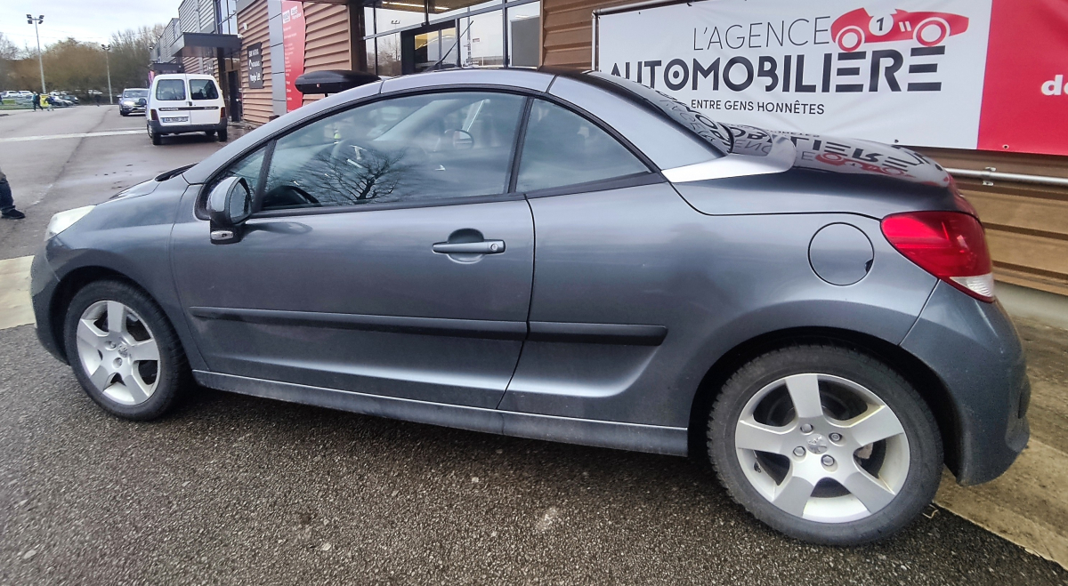 Peugeot 207 — 9