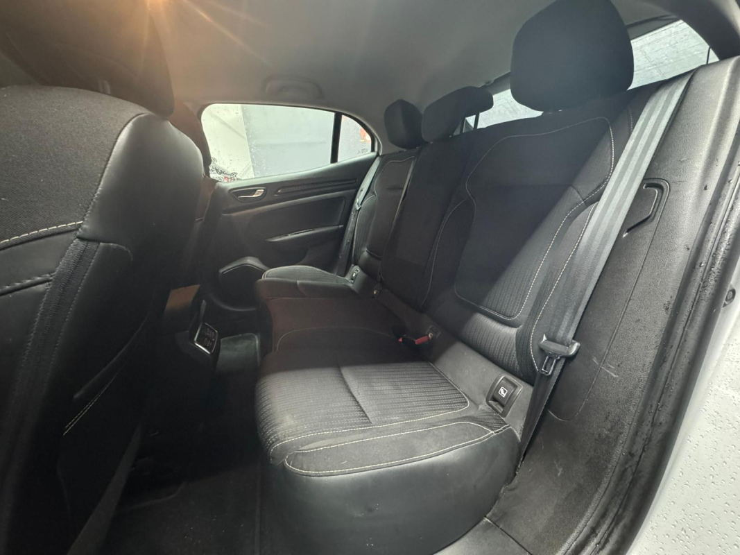 Renault Megane — 11