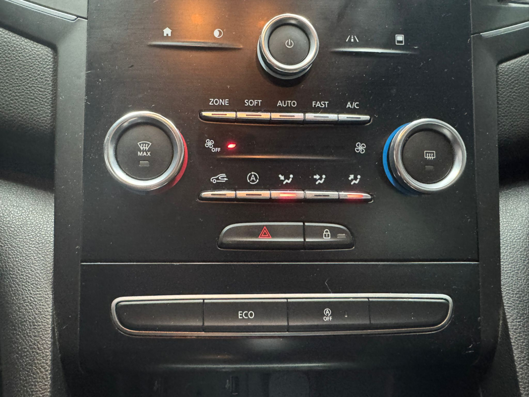 Renault Megane — 30
