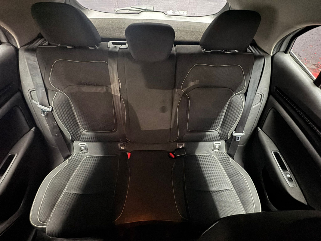 Renault Megane — 12