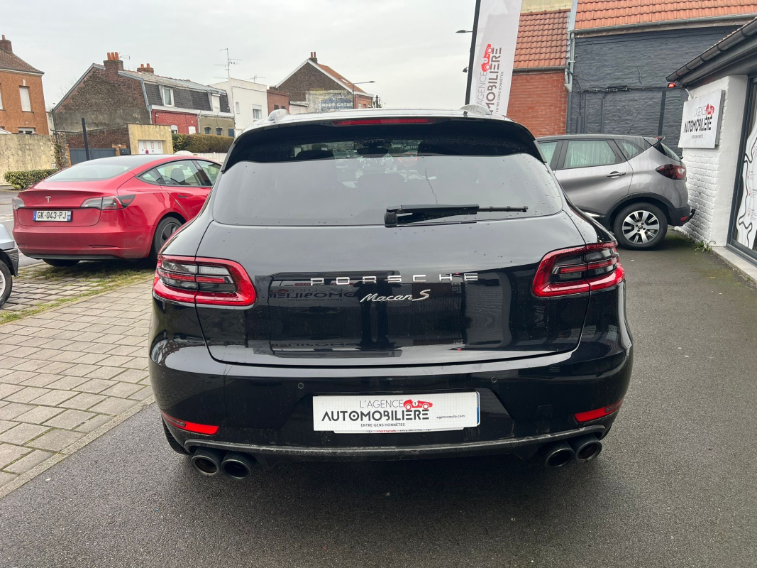 Porsche Macan — 5