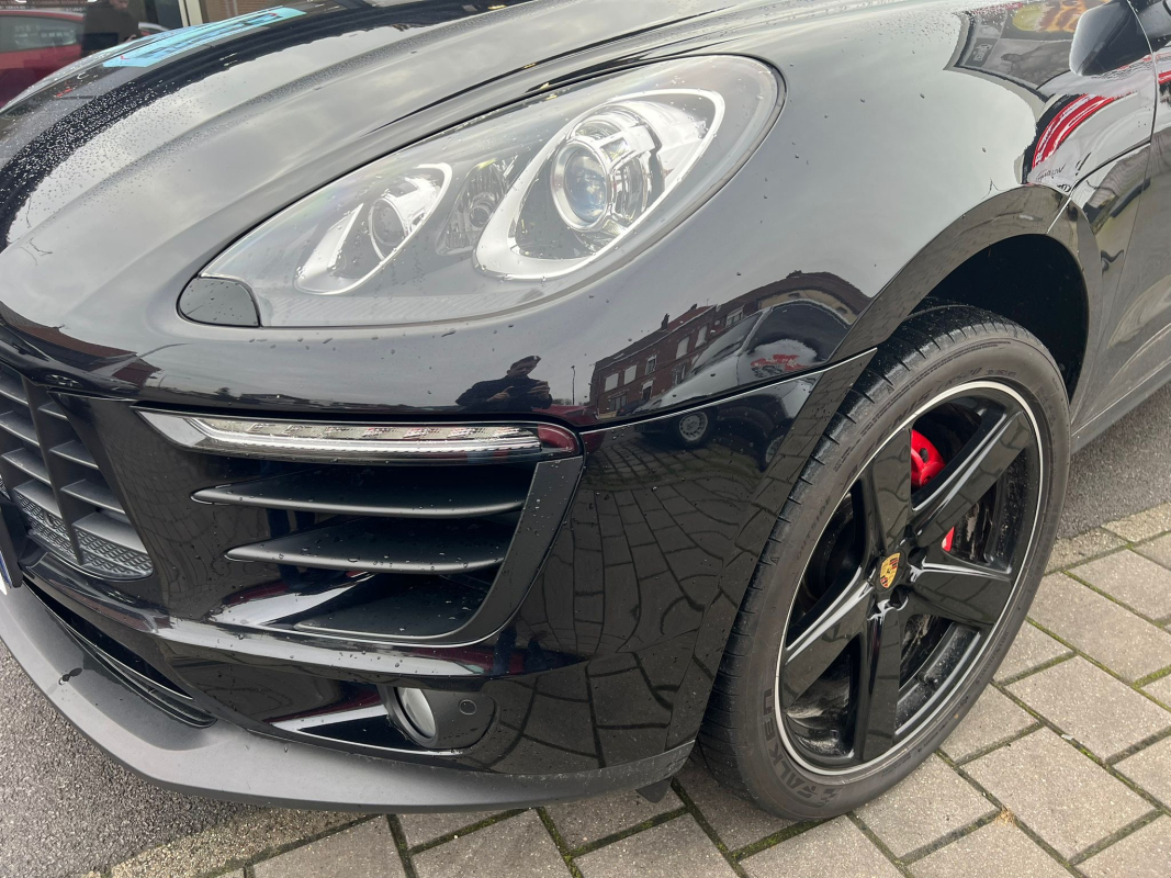 Porsche Macan — 26
