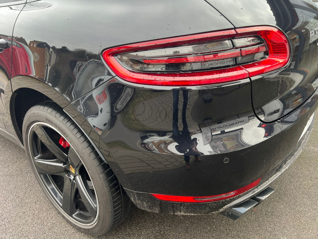 Porsche Macan — 23