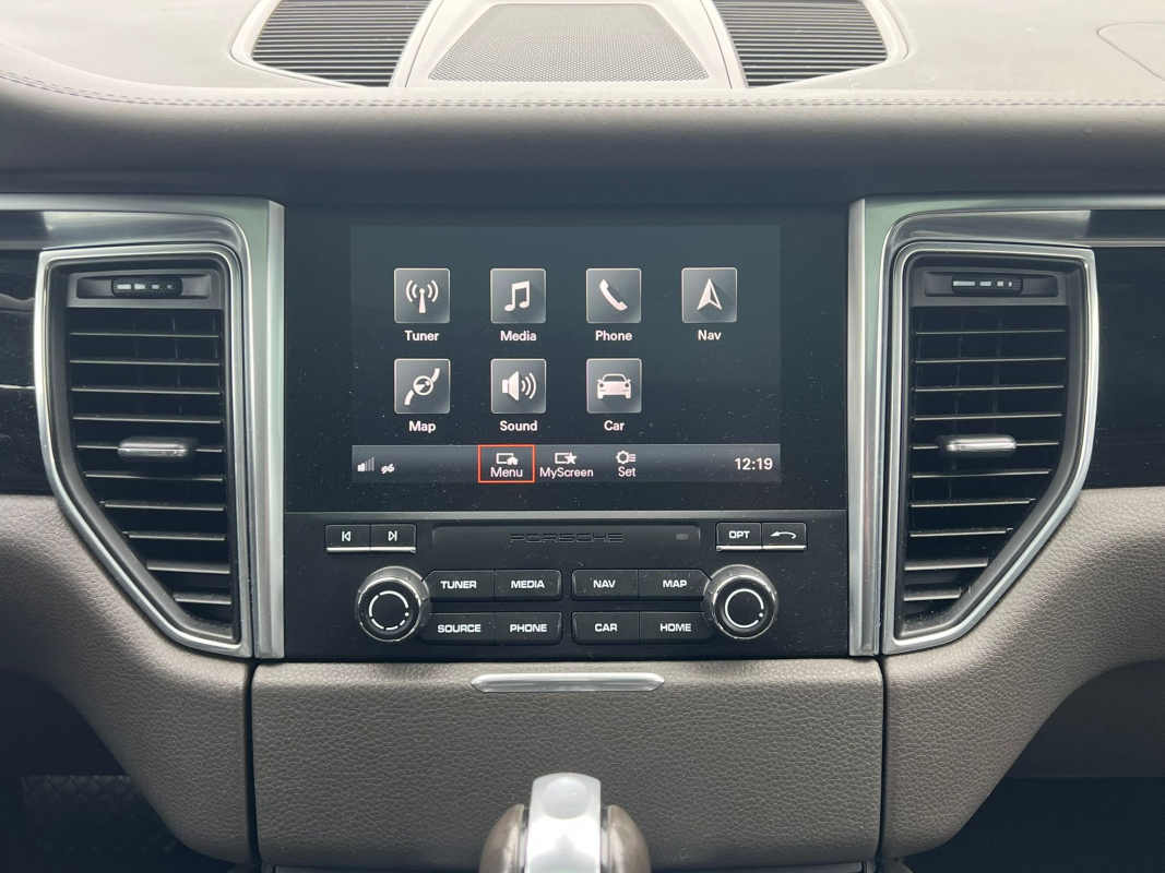 Porsche Macan — 20