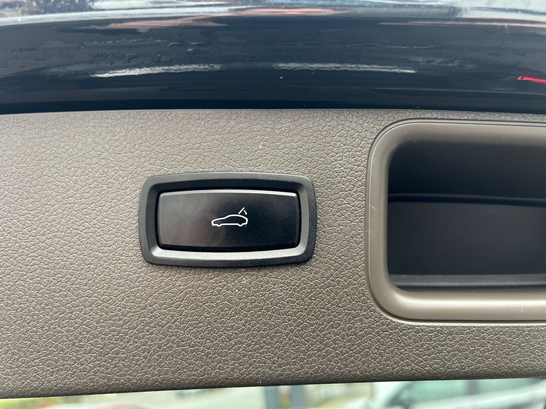 Porsche Macan — 34
