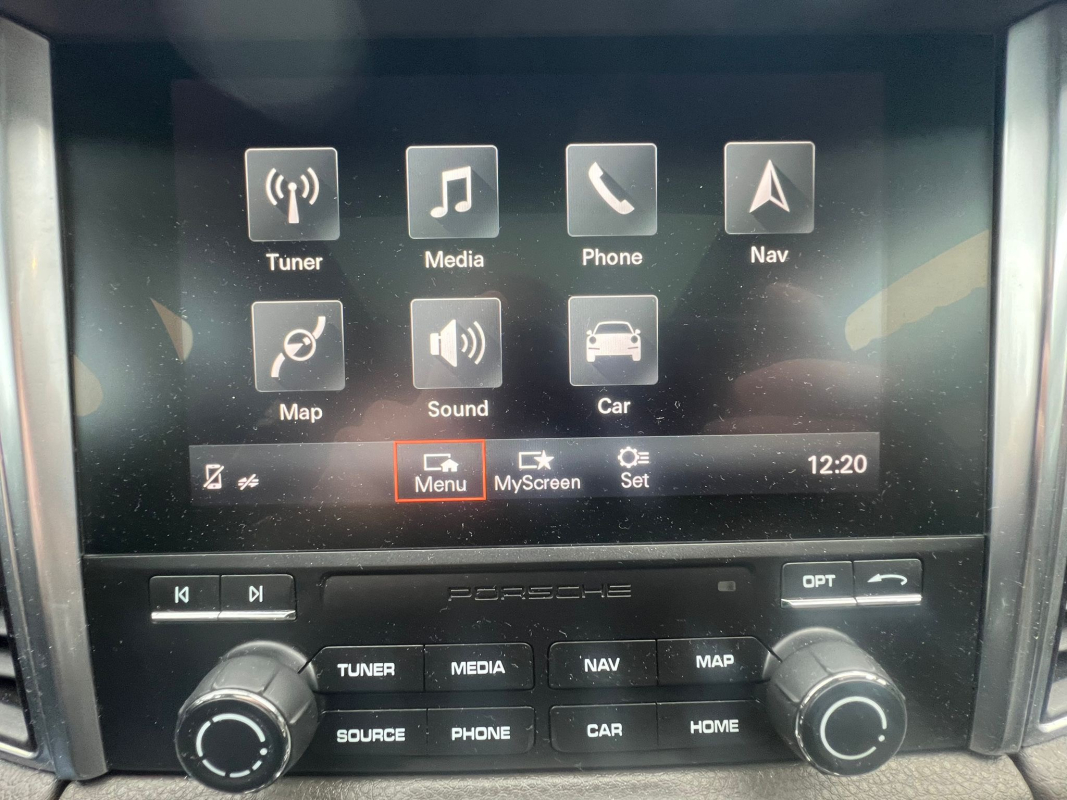 Porsche Macan — 19