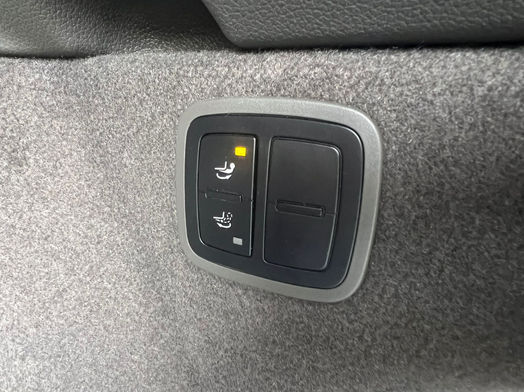 Porsche Macan — 39