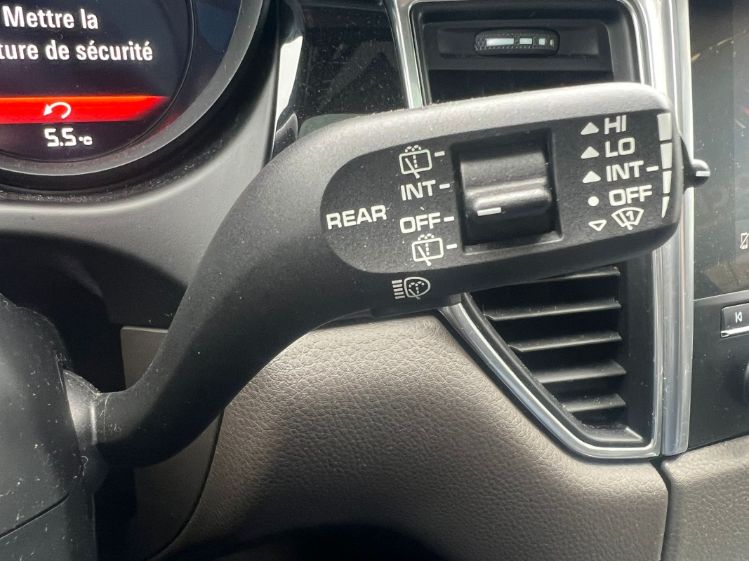 Porsche Macan — 40