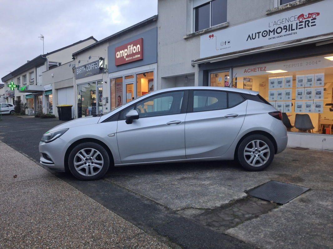 Opel Astra — 8