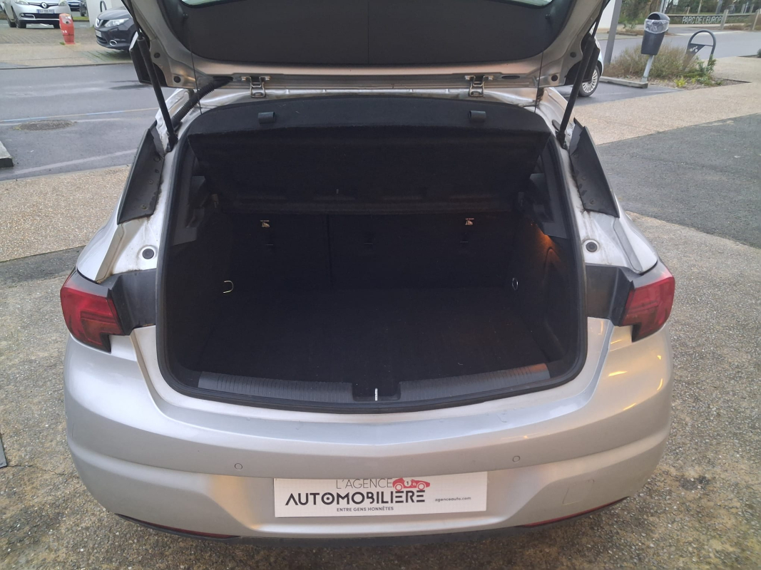 Opel Astra — 14