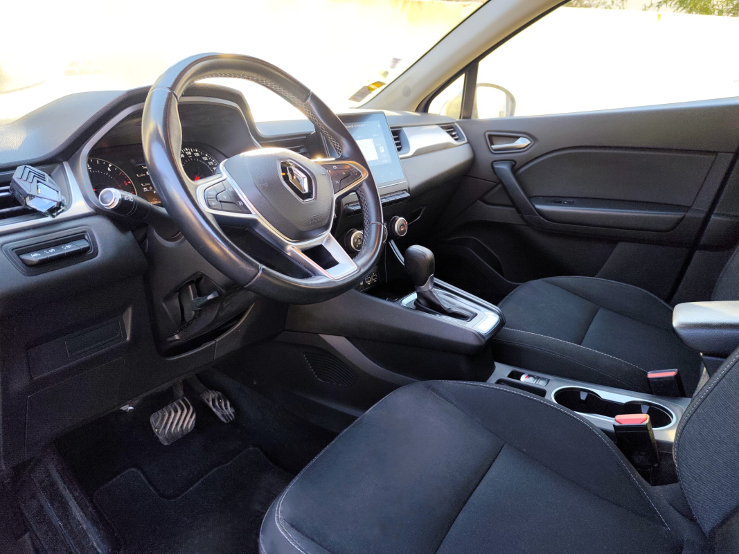 Renault Captur — 10