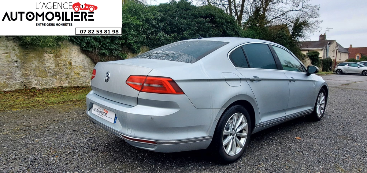 Volkswagen Passat — 4