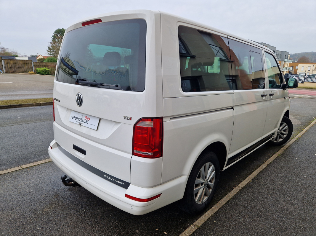 Volkswagen Multivan — 5