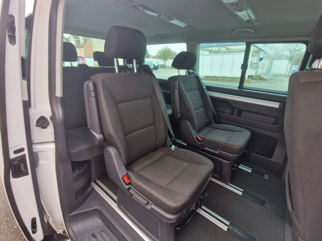 Volkswagen Multivan — 19