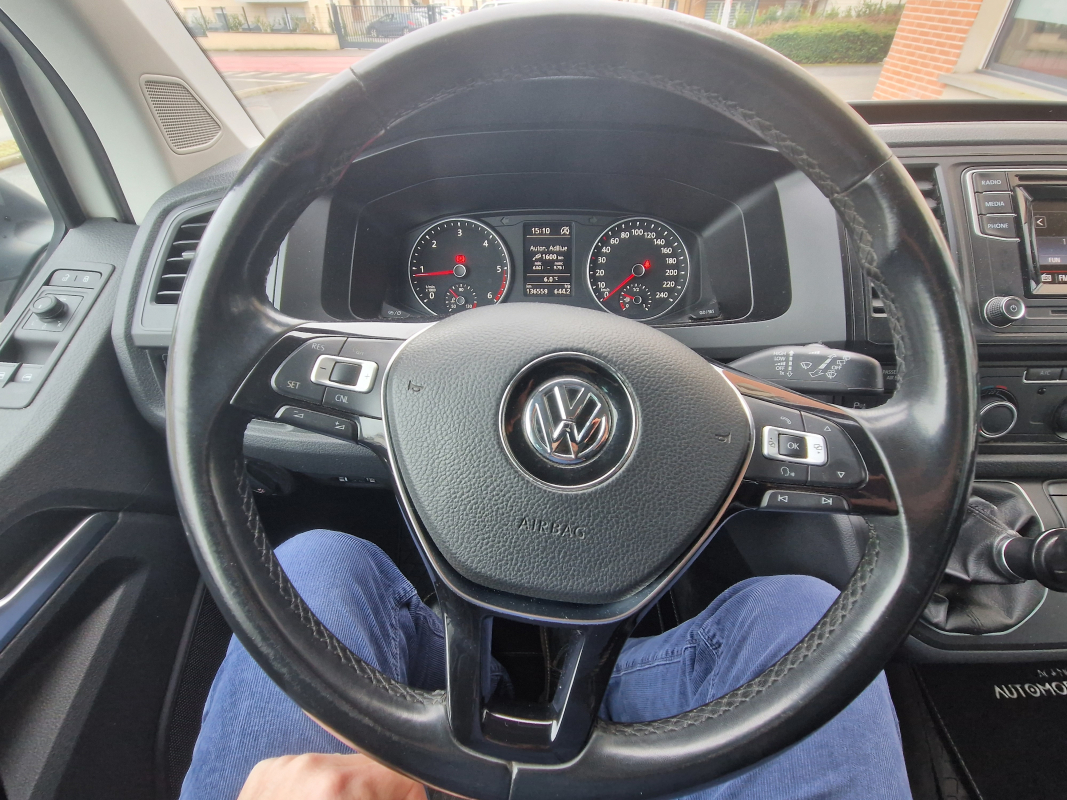 Volkswagen Multivan — 13