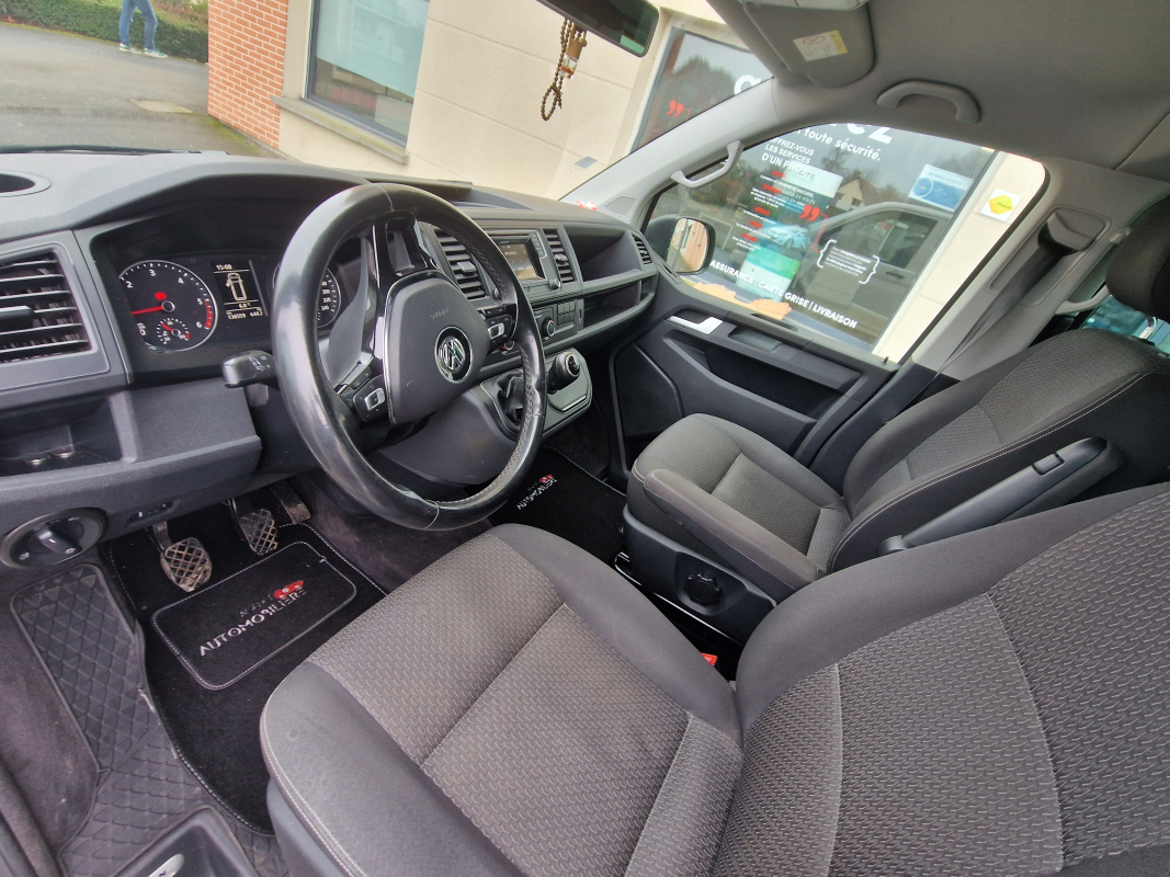 Volkswagen Multivan — 22