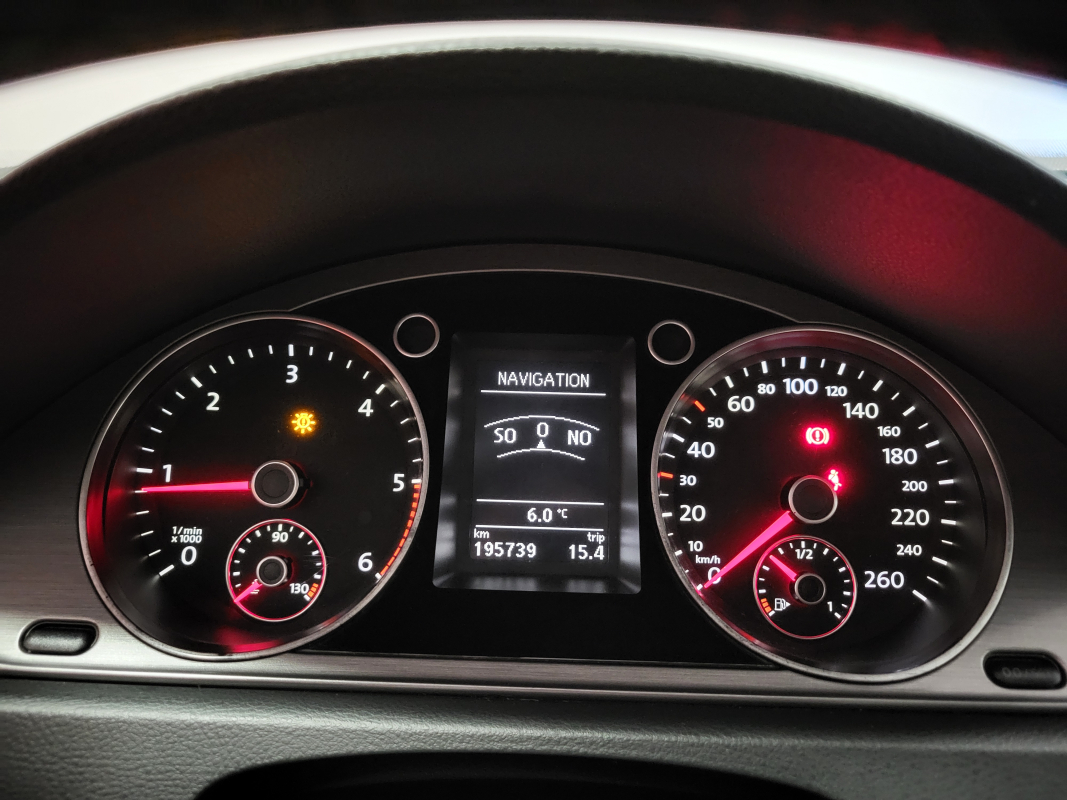 Volkswagen Passat — 17