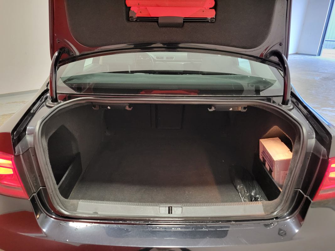 Volkswagen Passat — 7