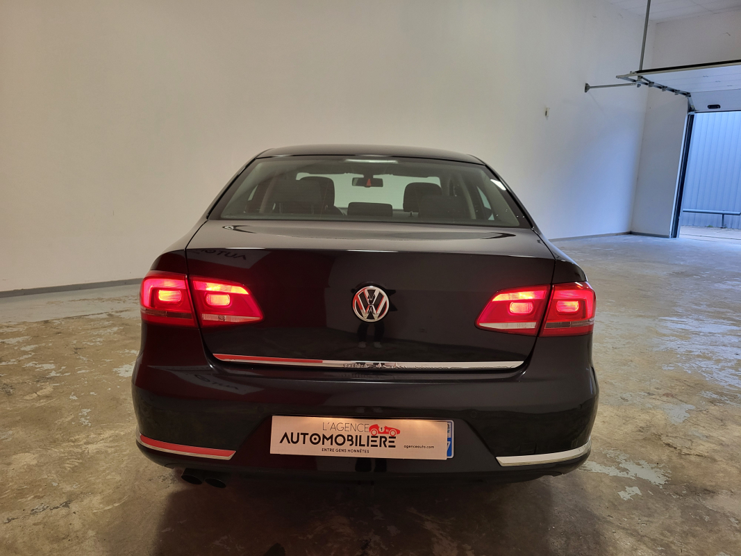 Volkswagen Passat — 6
