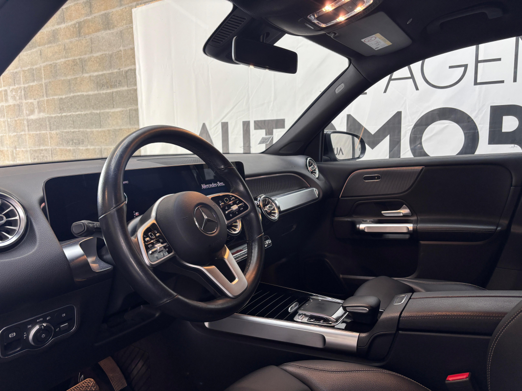 Mercedes GLB — 7