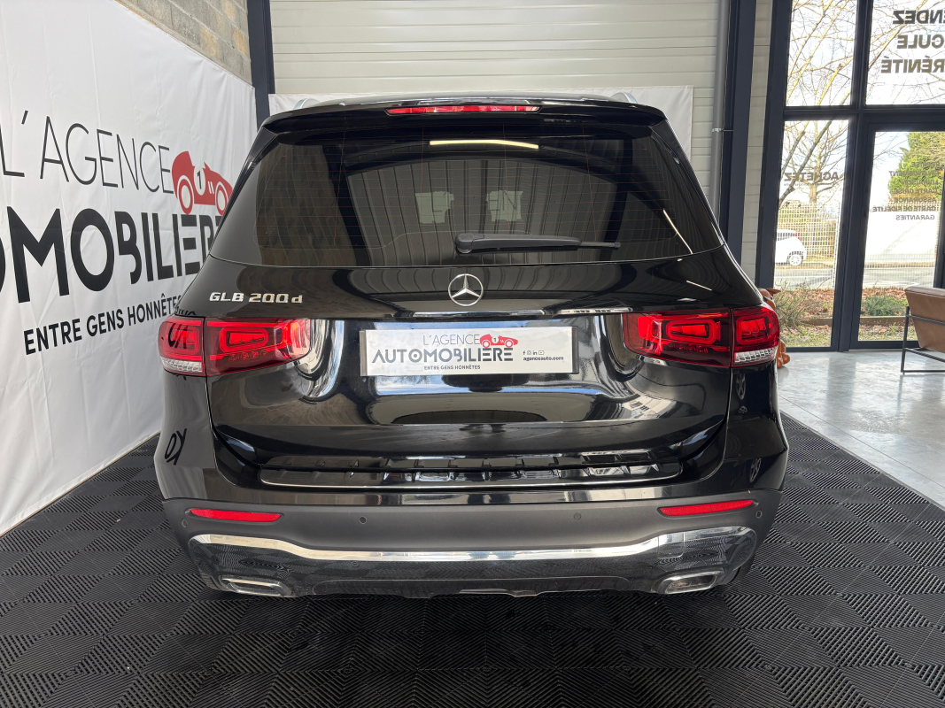 Mercedes GLB — 5