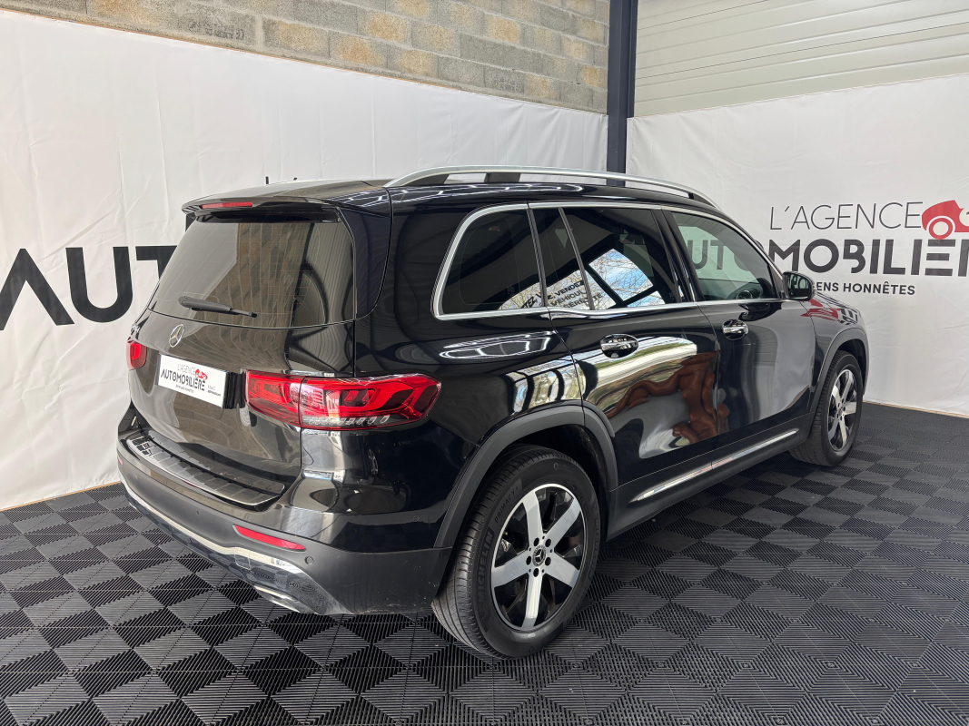 Mercedes GLB — 4