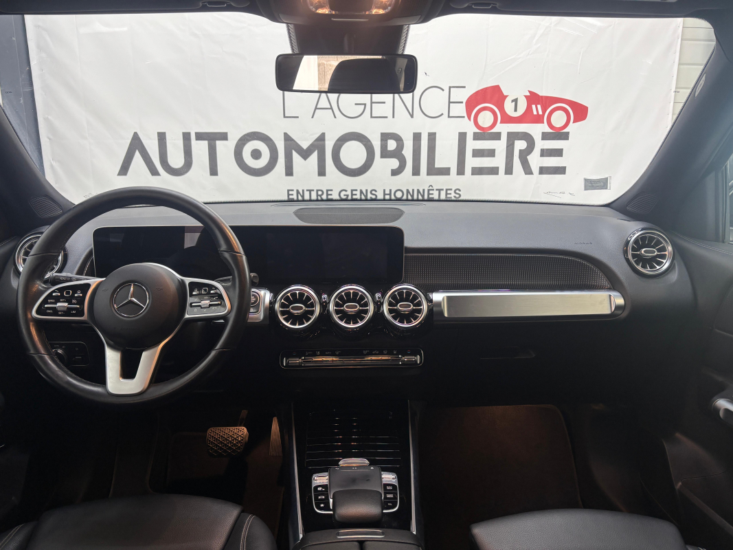 Mercedes GLB — 20