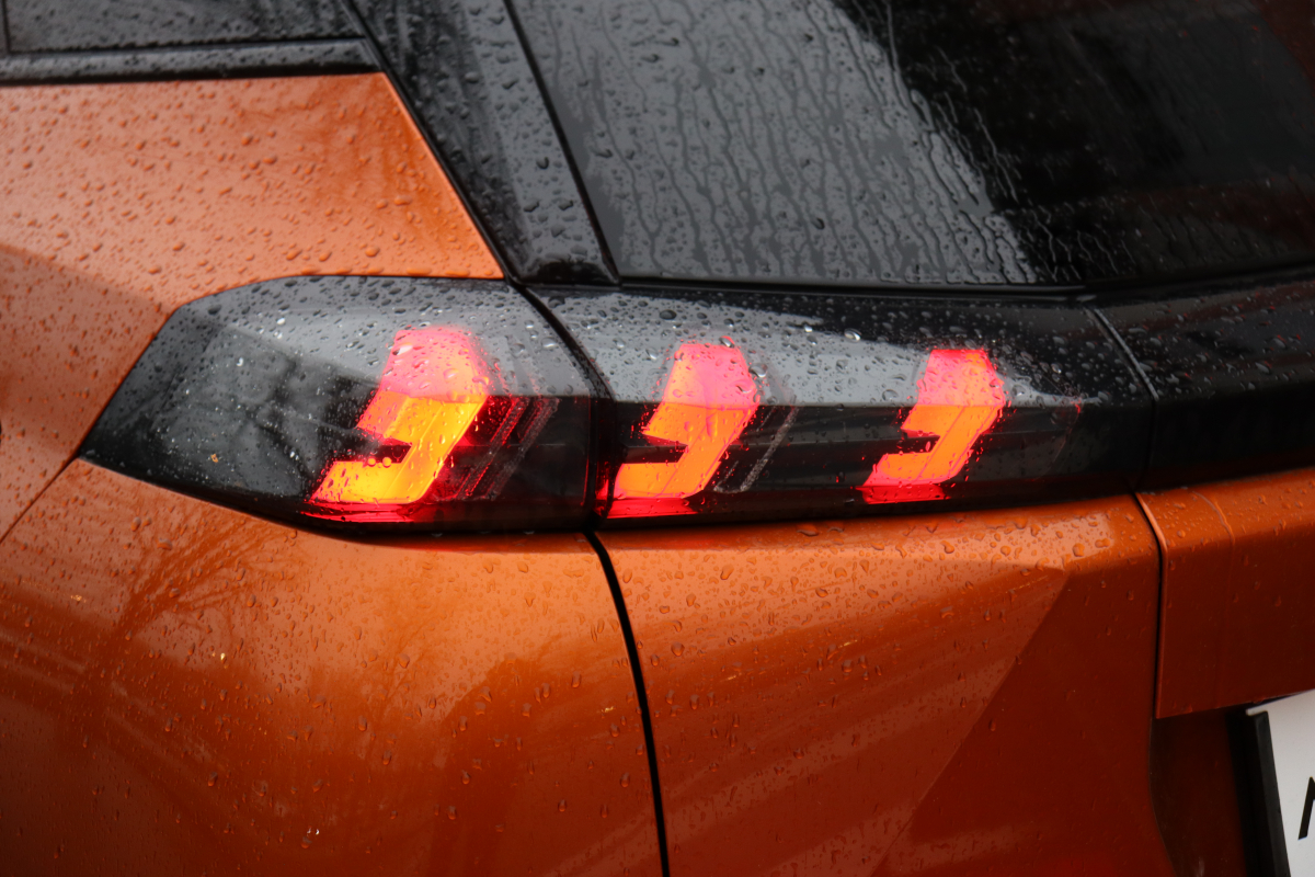 Peugeot 2008 — 29