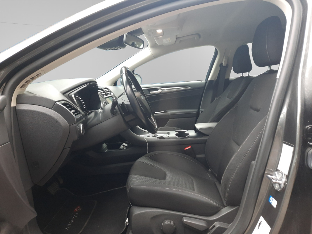 Ford Mondeo — 9