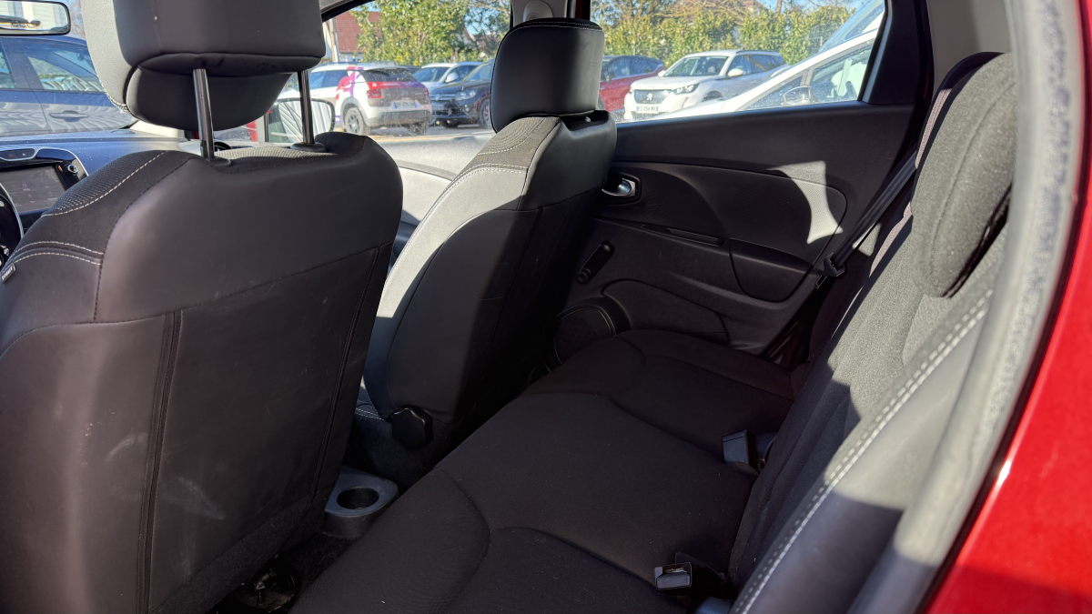 Renault Clio — 13