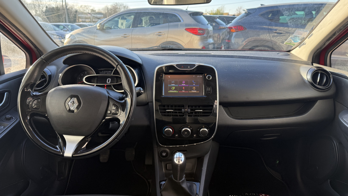 Renault Clio — 11