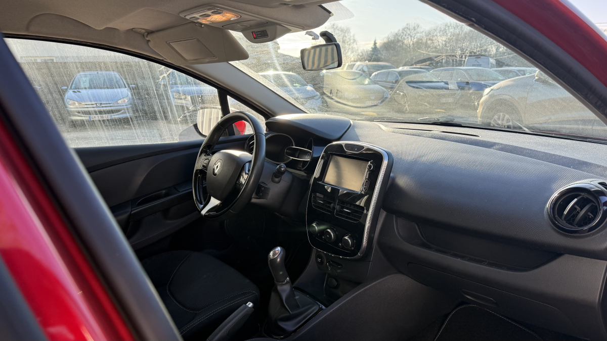 Renault Clio — 10