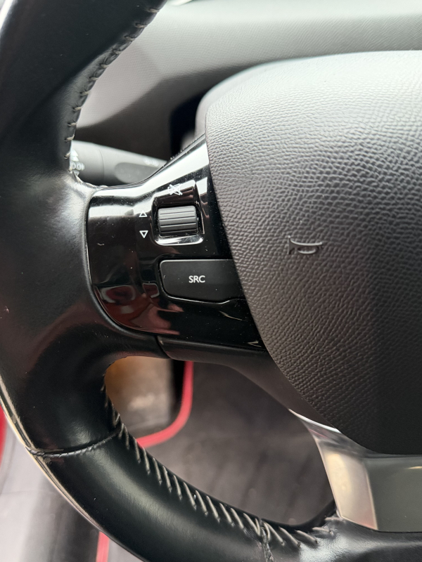 Peugeot 308 — 18