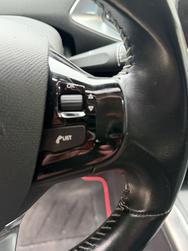 Peugeot 308 — 20