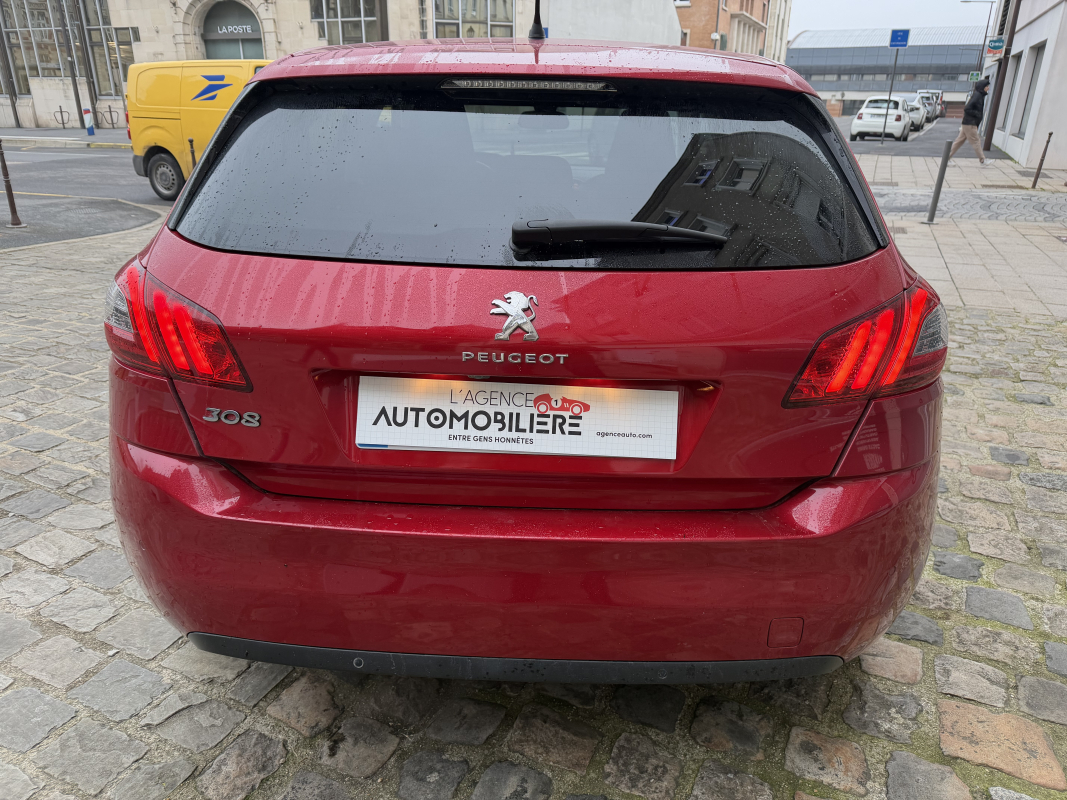 Peugeot 308 — 5