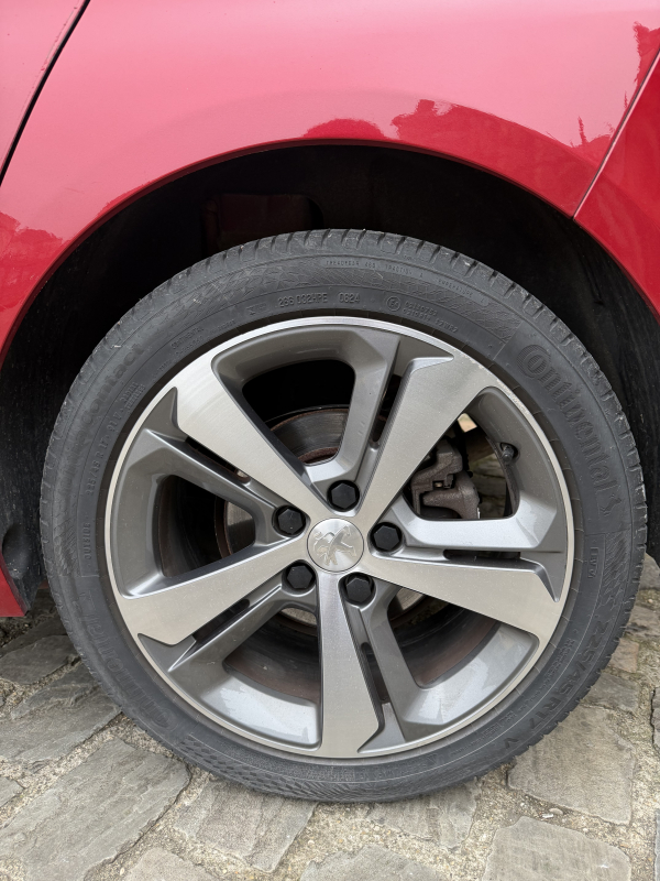 Peugeot 308 — 25