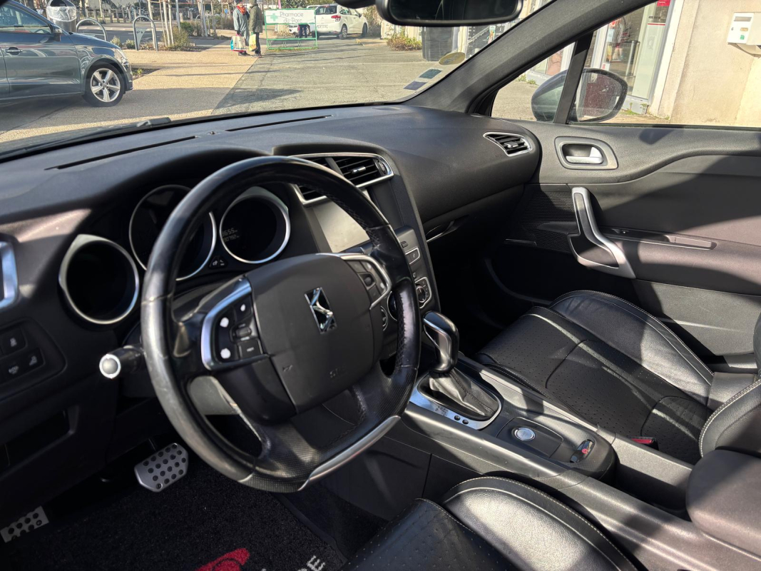 DS DS 4 — 8