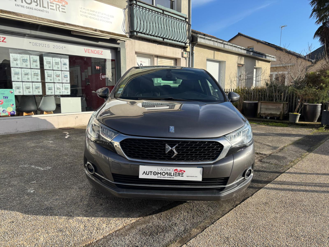 DS DS 4 — 2